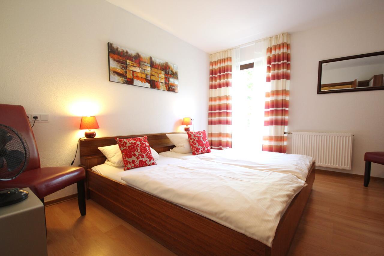Fruhstuckshotel Grillenburg Фульда Екстер'єр фото